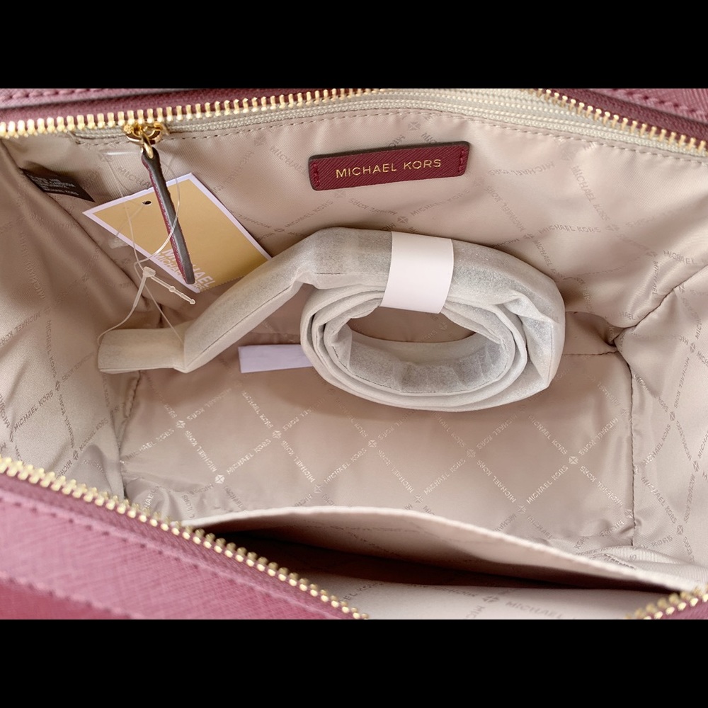 ‼️SALE‼️👜💕-NWT Michael Kors studded satchel - Picture 7 of 7